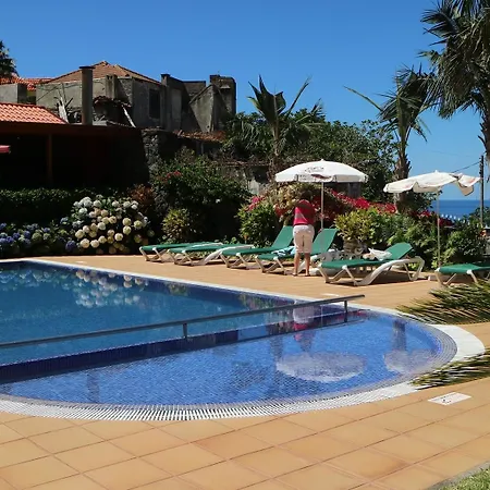 Appartement In Ponta Delgada, With Wonderful Sea View, Pool Access, Furnish *